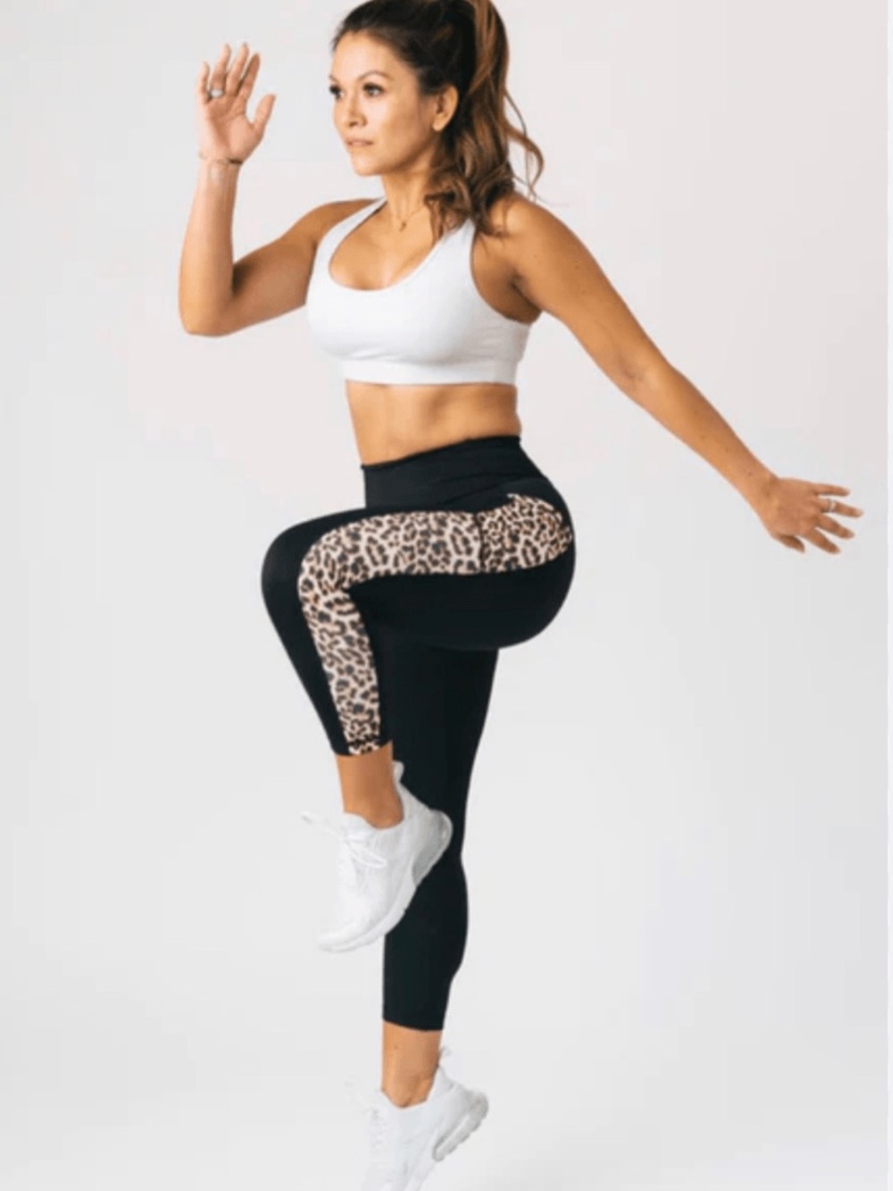Zyia Active Leopard Pocket Brilliant Hi-Rise Leggings Size 2